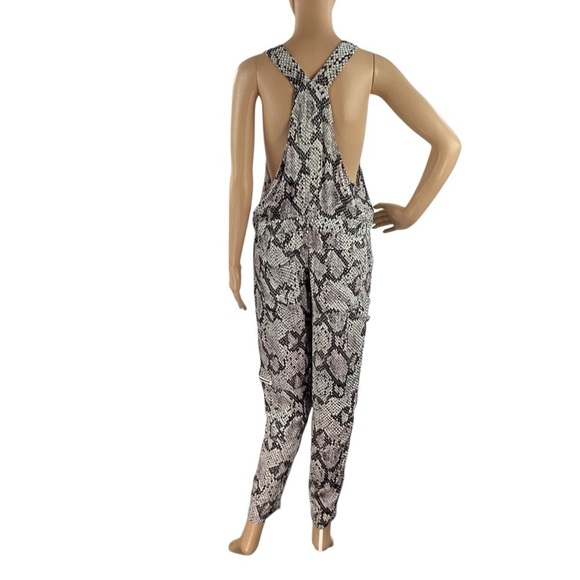 Chaser Snakeskin Print Sleeveless Cargo Jumpsuit with Pockets Small - Picture 5 of 7